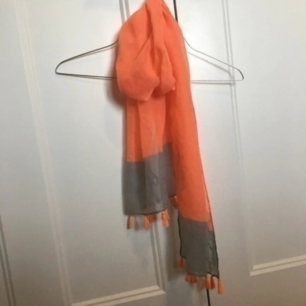 Old Navy girls scarf